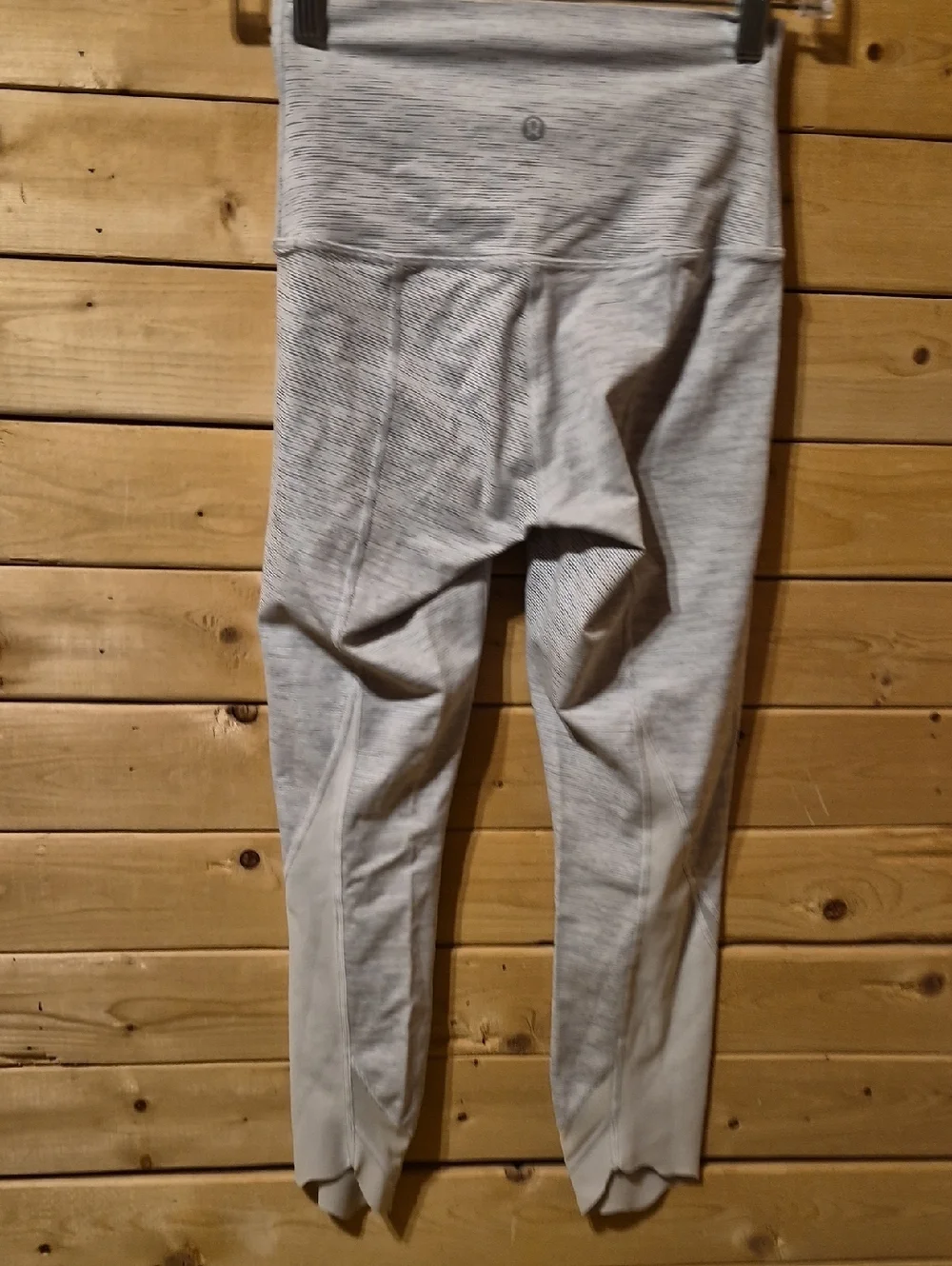 Womens Lululemon Wunder Under Scalloped Cropped Leggings Size 4